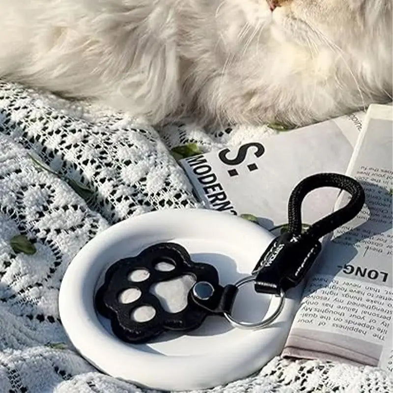 Pet Fur Memory Charm Leather Remembrance Keychain Key Charms Keepsake for Dog Cat Hair Paw-Shaped Design Memorial Sympathy Gift for Grieving Owners